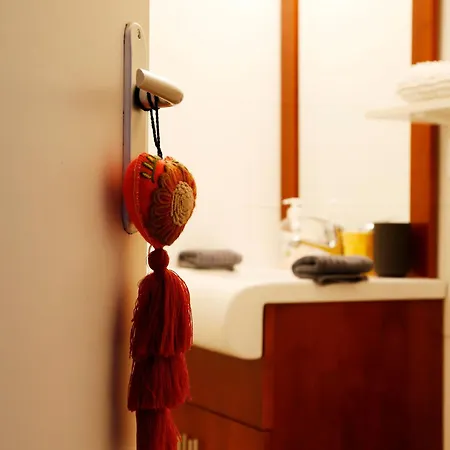 L'atelier De Mezareun B&B *